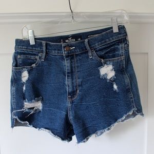 Hollister juniors destroyed ultra high-rise short-short sz 11 dark wash